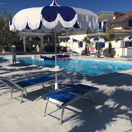 Summer Holidays Apartment